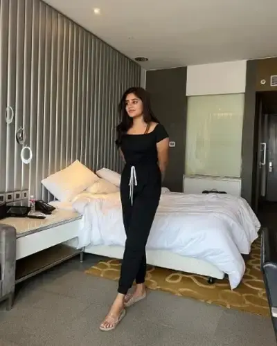 Call Girls Kaiserganj Cash On Delivery